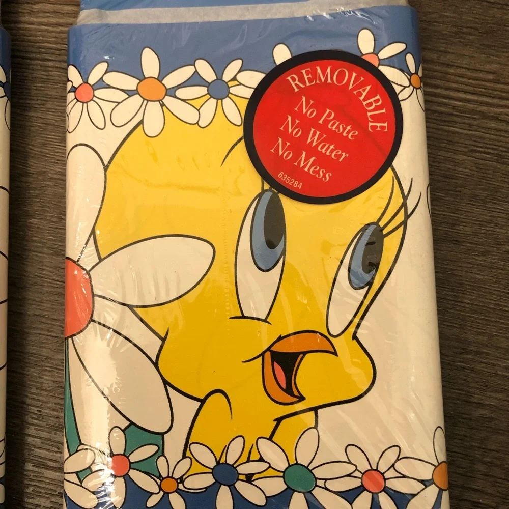 🆕 Looney Tunes self stick Border Tweety Bird (you get two) 10 yard x 6.75inches